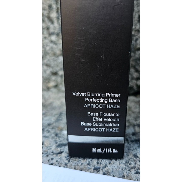 Becca Velvet Blurring Primer Perfecting Base Apricot Haze 1OZ -New & BOXED - Picture 2 of 3